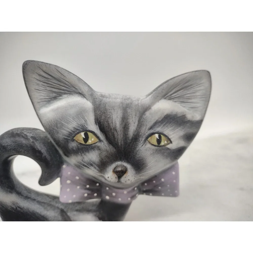 Vtg Hobbyist Ceramic Striped Gray Cat Kitten Bow Tie Figurine Hand Painted 5